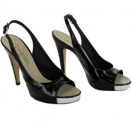Pumps T37 CHANEL open leather varnish black and white