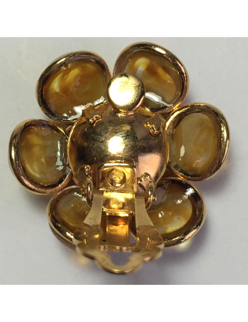 Boucles d'oreille clips  MARGUERITE DE VALOIS fleur en pâte de verre ambre
