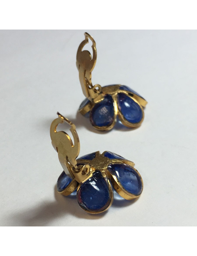 MARGUERITE DE VALOIS 'Fleurette' clip-on earrings in blue molten glass 
