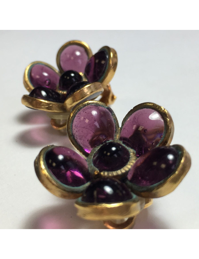 xxx Boucles d'oreille clips MARGUERITE DE VALOIS fleurette en pâte de verre violet