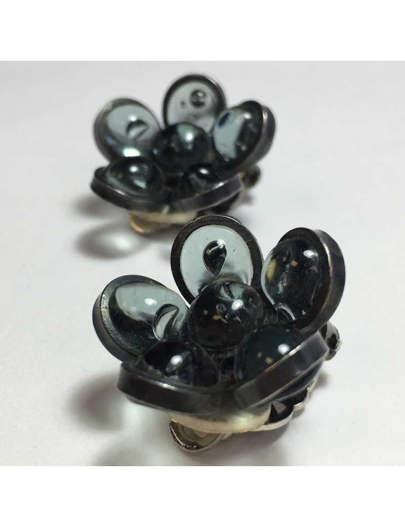 xxx Boucles d'oreille clips MARGUERITE DE VALOIS fleurette en pâte de verre anthracite transparent