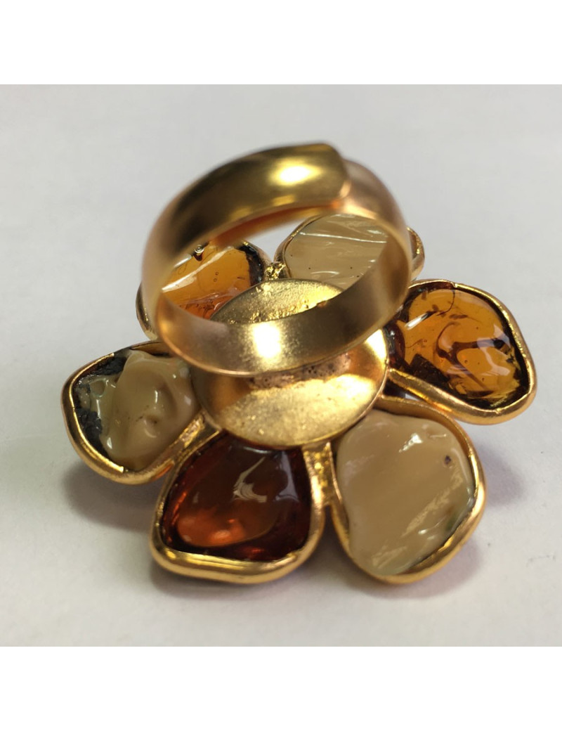 TAILLE Bague MARGUERITE DE VALOIS fleur en pâte de verre ambre et beige mêlé