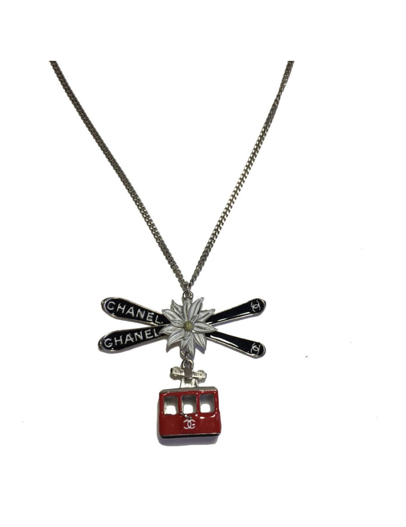 Collier CHANEL  ???