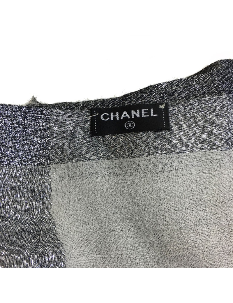 CHANEL shawl in ivory and anthracite silk