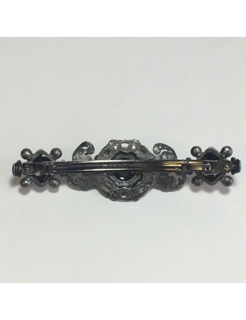 Barrette CHANEL en métal argenté perles nacrées, strass et pâte de verre noir pailletée