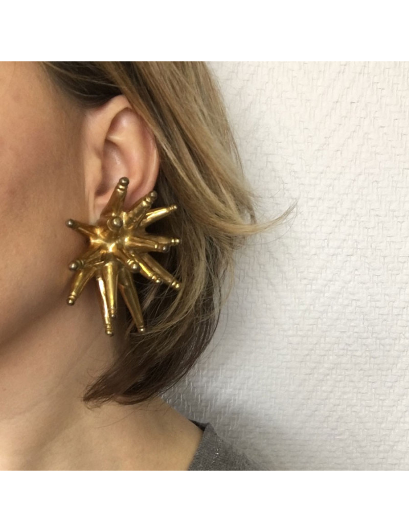 Boucles d'oreille clips CHRISTIAN LACROIX Vintage dorées