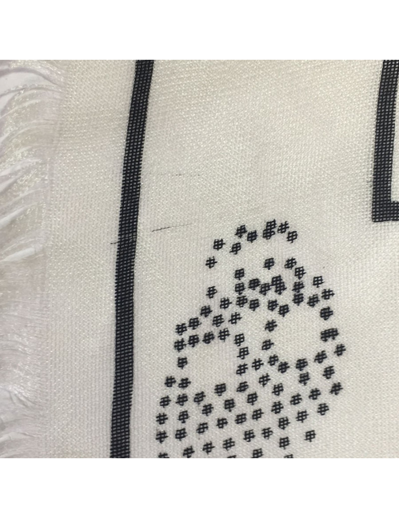 Étole Alexander McQueen en soie ivoire