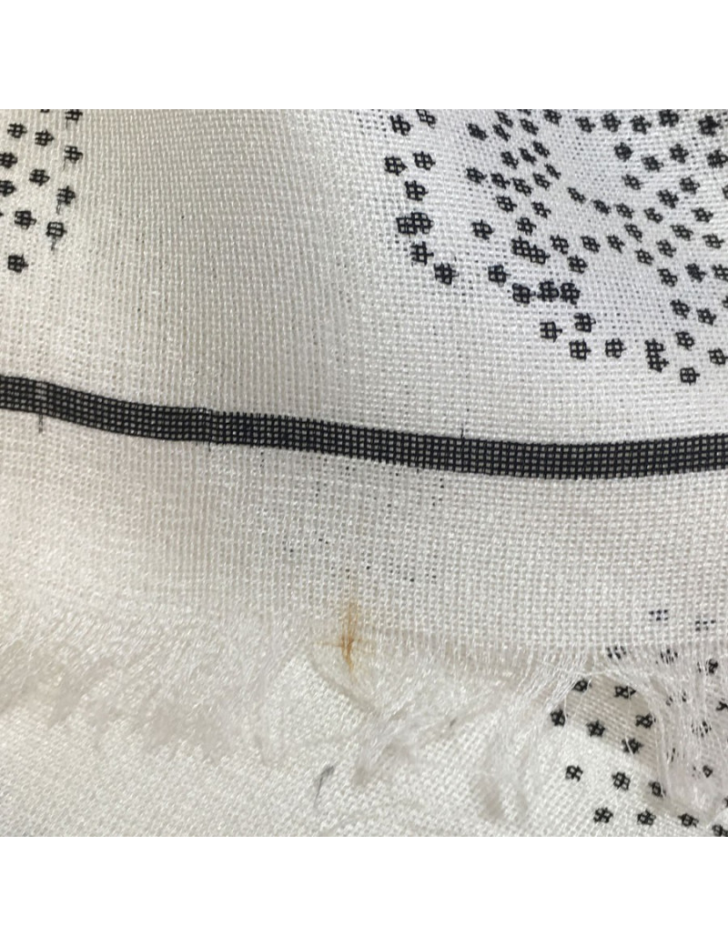 Étole Alexander McQueen en soie ivoire