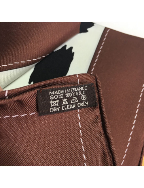 HERMÈS 'Madame Monsieur' scarf in ivory silk and brown border
