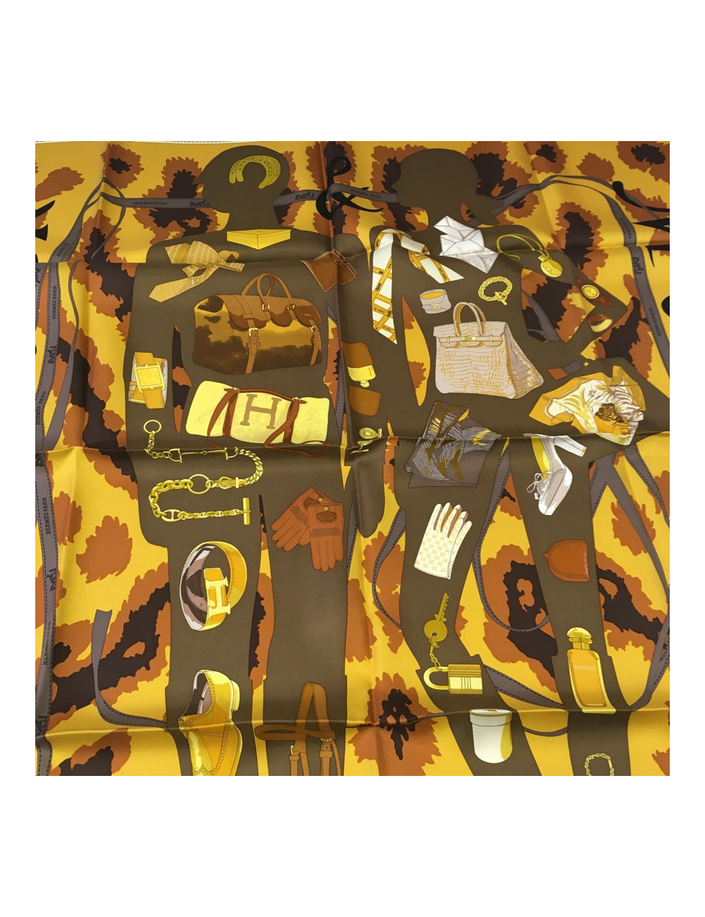 Carré HERMÈS "Monsieur, Madame" ivoire, moutarde, kaki