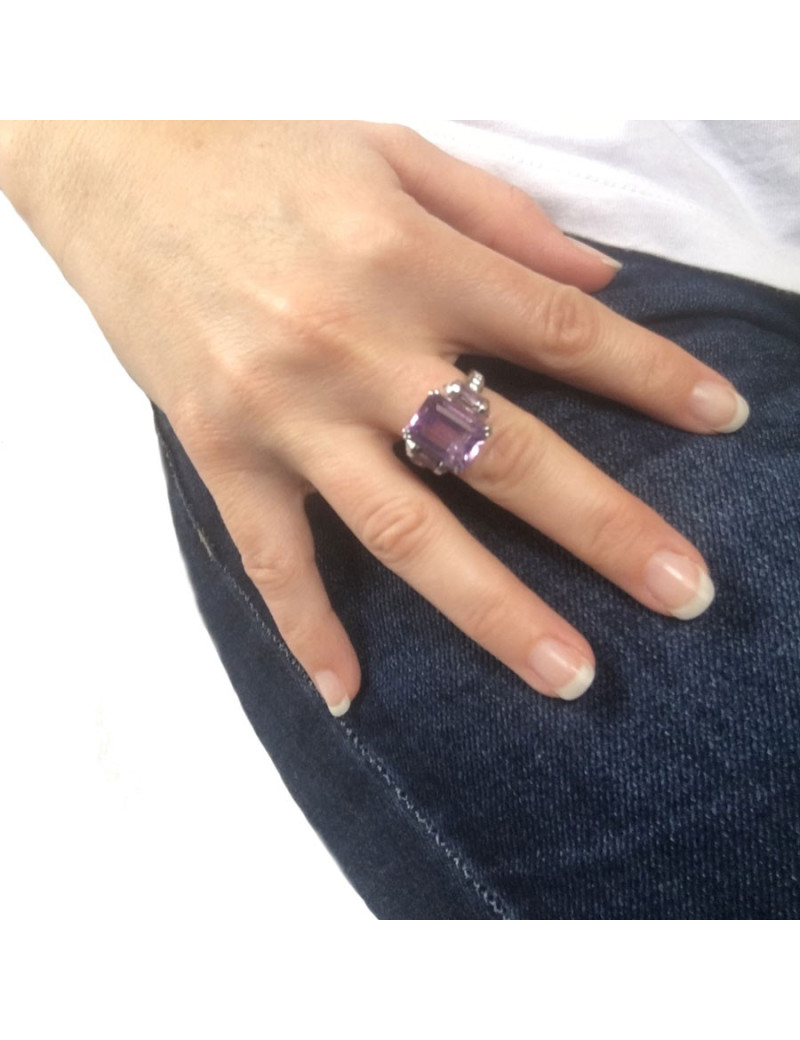 Bague MAUBOUSSIN Couleur baiser en or blanc, améthyste et diamants T54