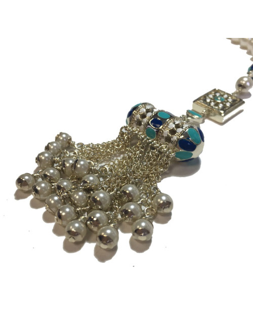 Collier "Paris-DubaïI" CHANEL en métal argenté, perles nacrées