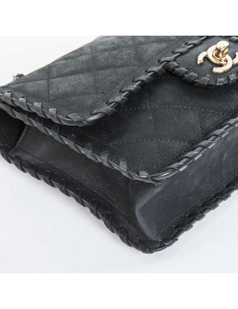Sac CHANEL cuir matelassé noir