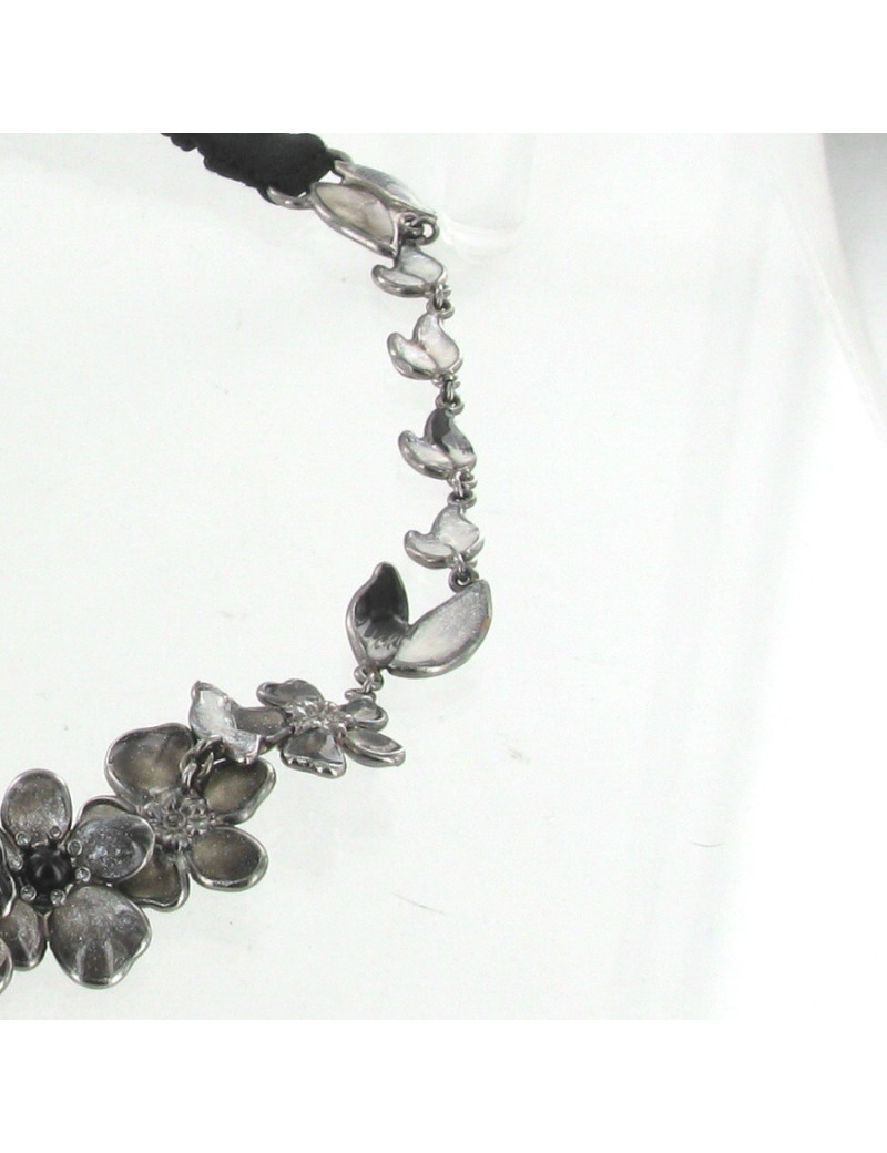 Serre- tête camélias CHANEL en pâte de verre