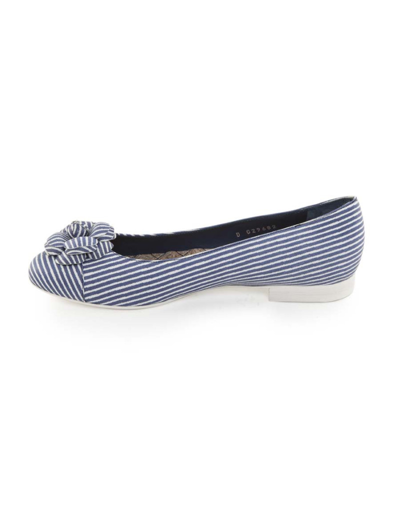 Ballet flats CHANEL T 38 en striped blue and white with Camellia