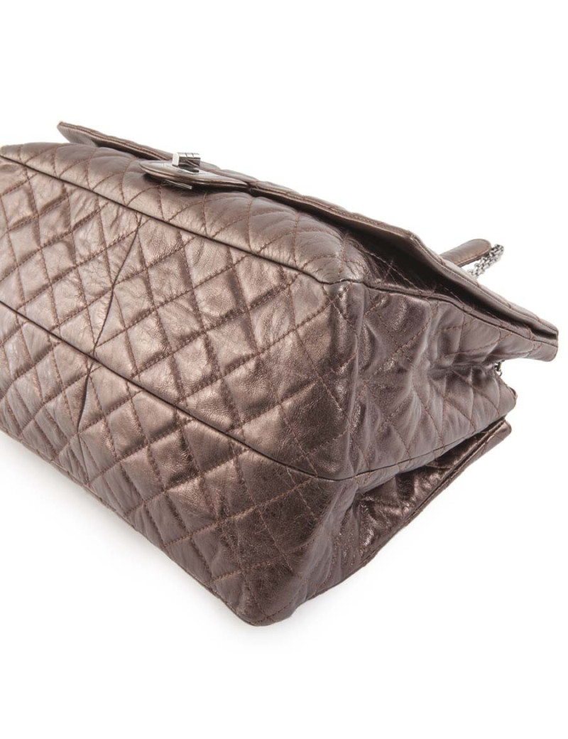 Sac cabas CHANEL cuir matelassé cuivré