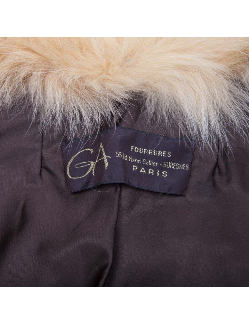 GA fur sleeveless vest