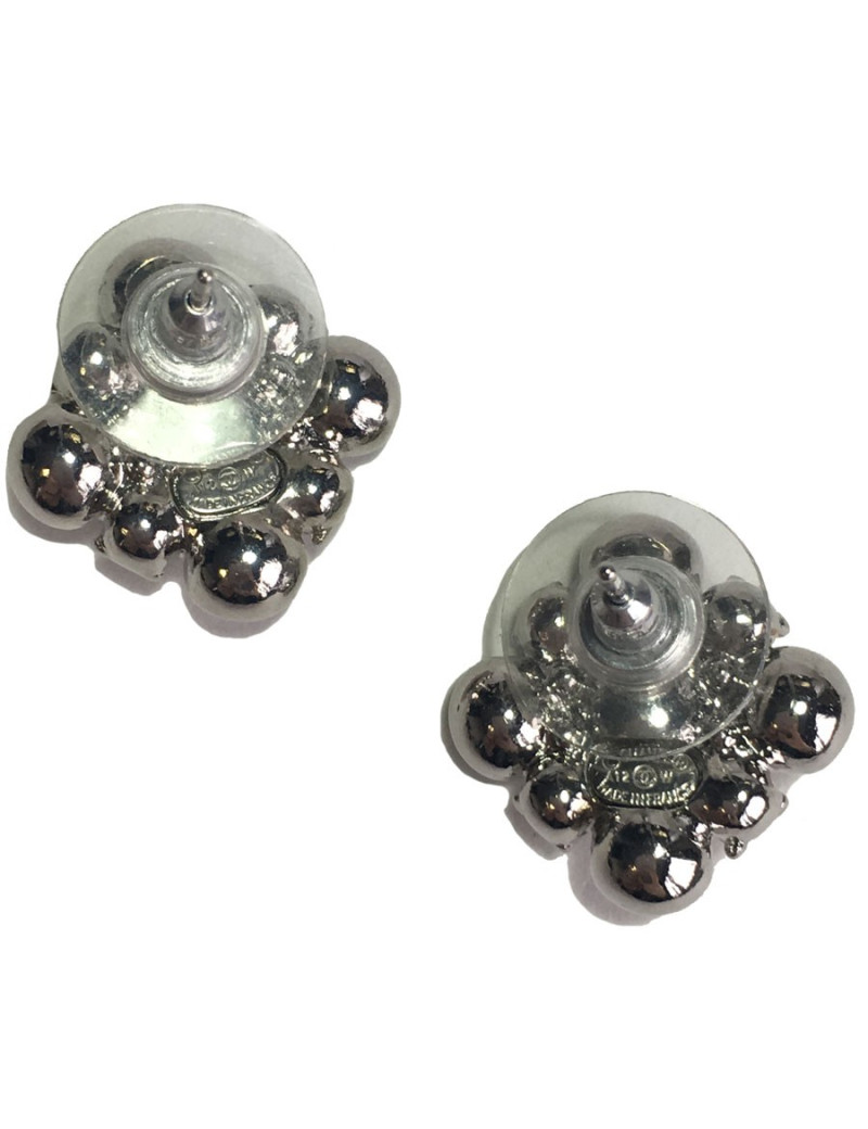 Chanel studs earrings set with brilliants