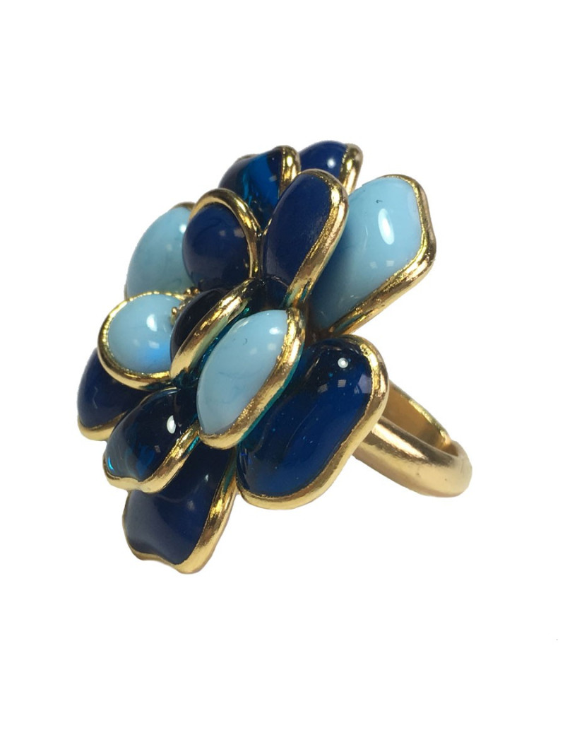 Bague MARGUERITE DE VALOIS camélia T50 en métal doré et pâte de verre bleue
