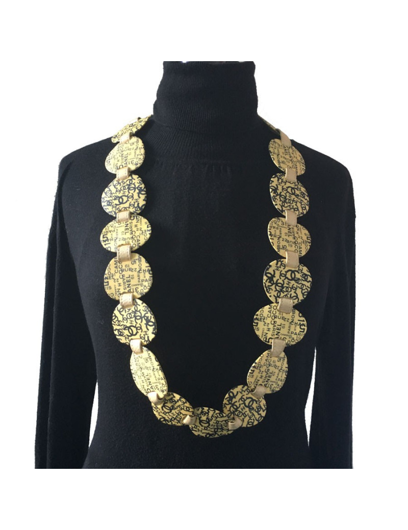 CHANEL T90 belt in beige leather and yellow plastic parts