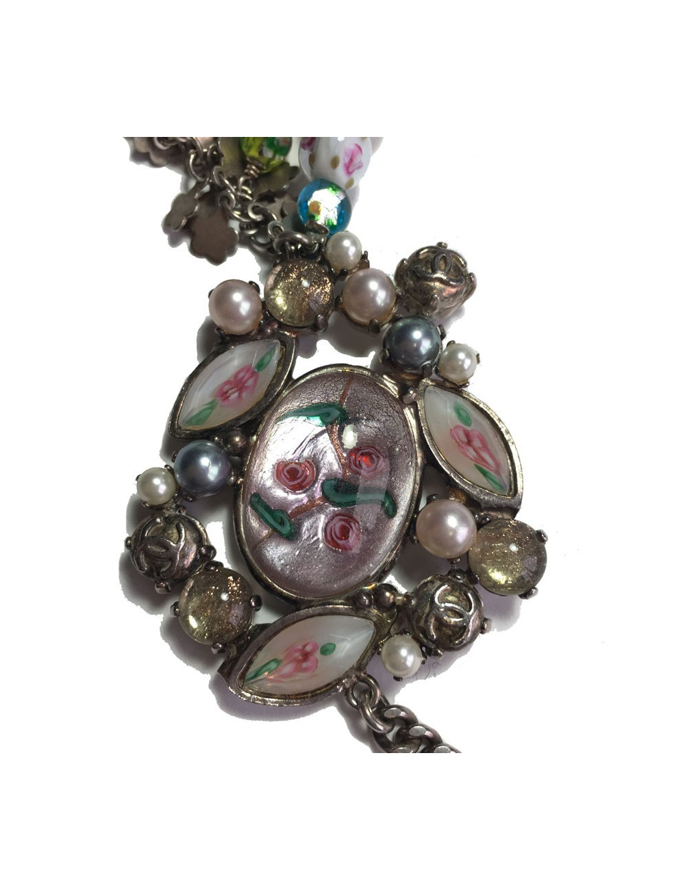 CHANEL T80 belt-necklace in silver chain, transparent molten glass beads, pearls and CC