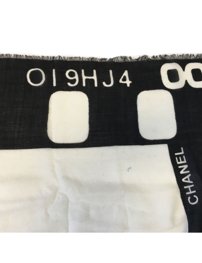 xxx Grand châle CHANEL en cachemire et soie à petites franges noir et ivoire