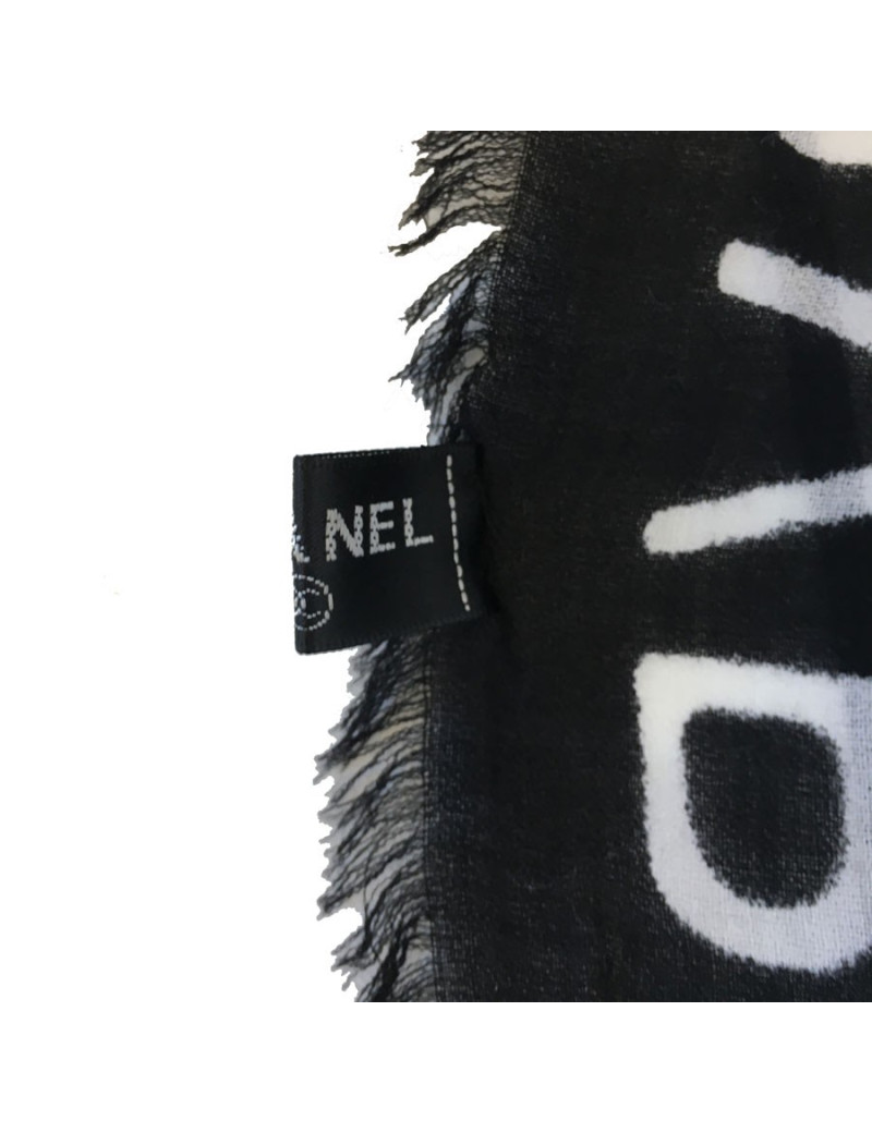 xxx Grand châle CHANEL en cachemire et soie à petites franges noir et ivoire