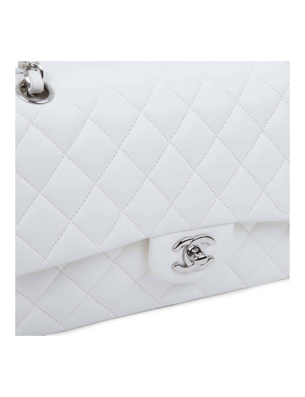 Sac timeless CHANEL cuir d'agneau blanc matelassé