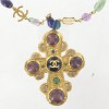 Collier CHANEL croix et perles multicolores