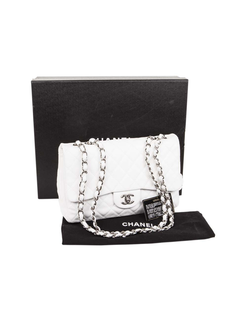 CHANEL Jumbo bag in white grained leather