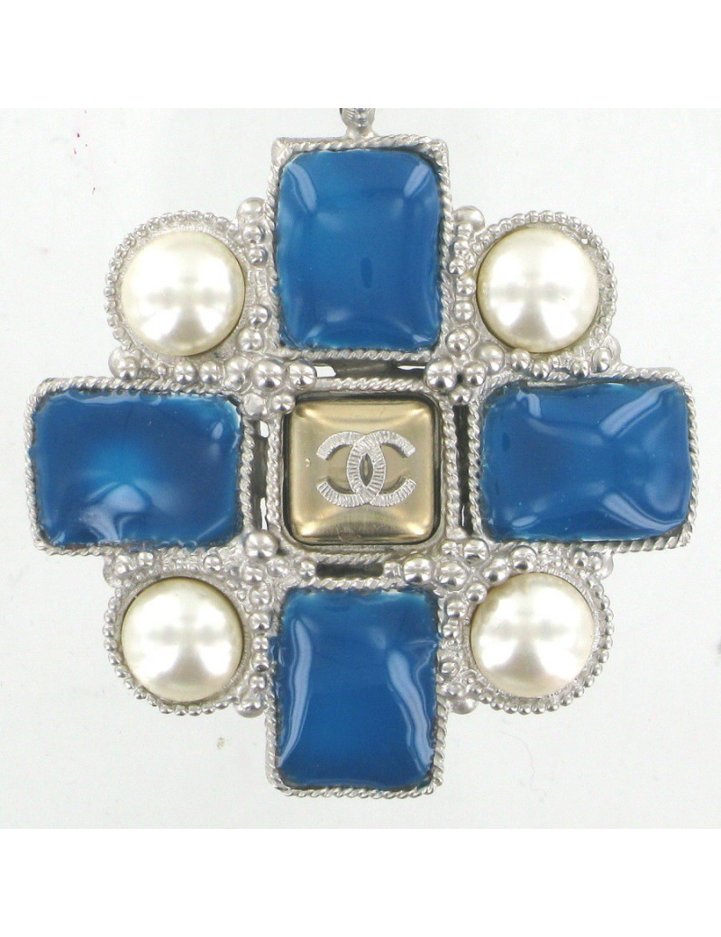 Collier CHANEL croix perles et pâte de verre