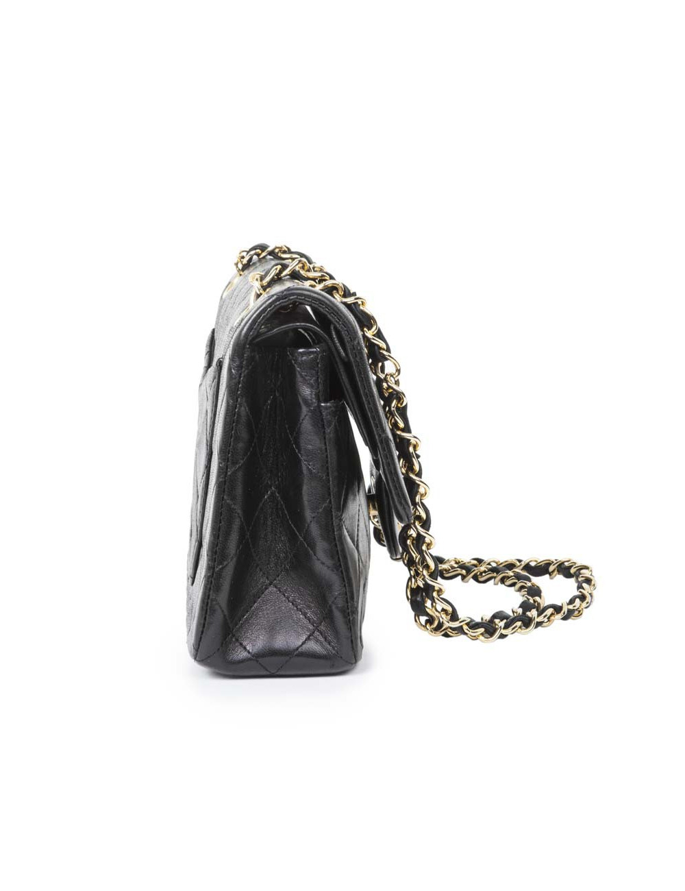 Timeless CHANEL black quilted smooth lambskin bag