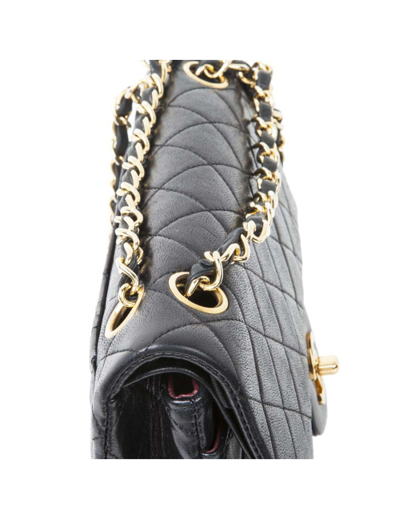 Sac Timeless CHANEL cuir d'agneau lisse matelassé noir