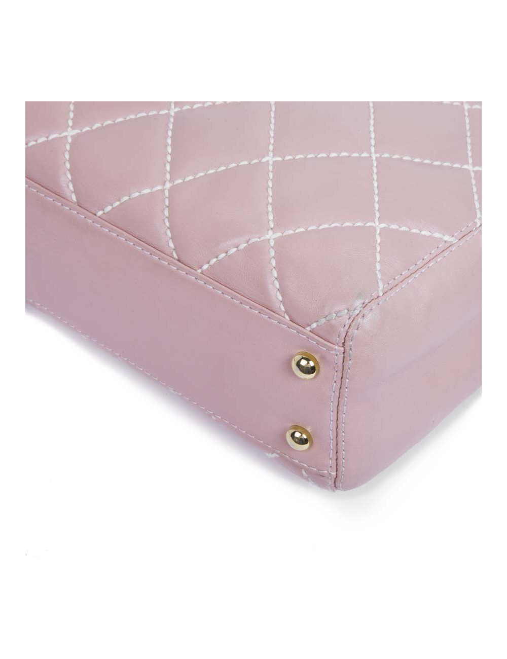 CHANEL pink shoulder bag in pink smooth leather