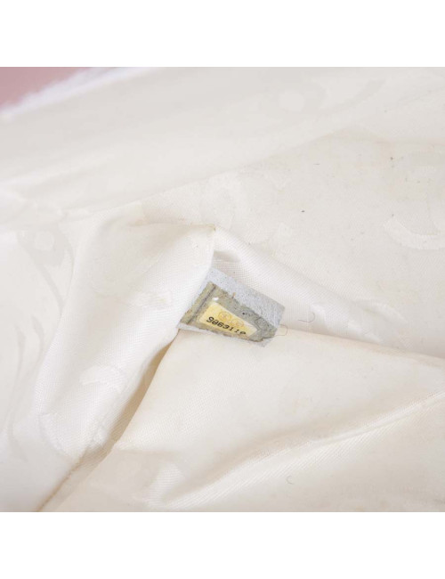 CHANEL pink shoulder bag in pink smooth leather