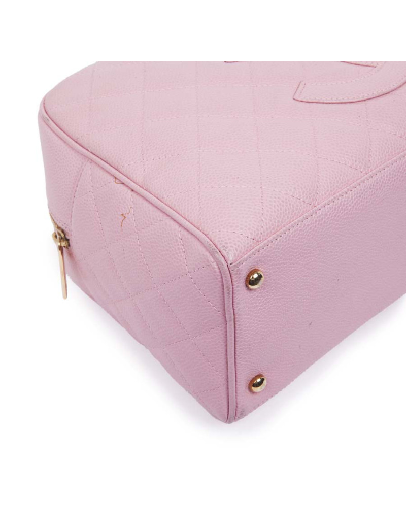 CHANEL bag in pink quilted leather 