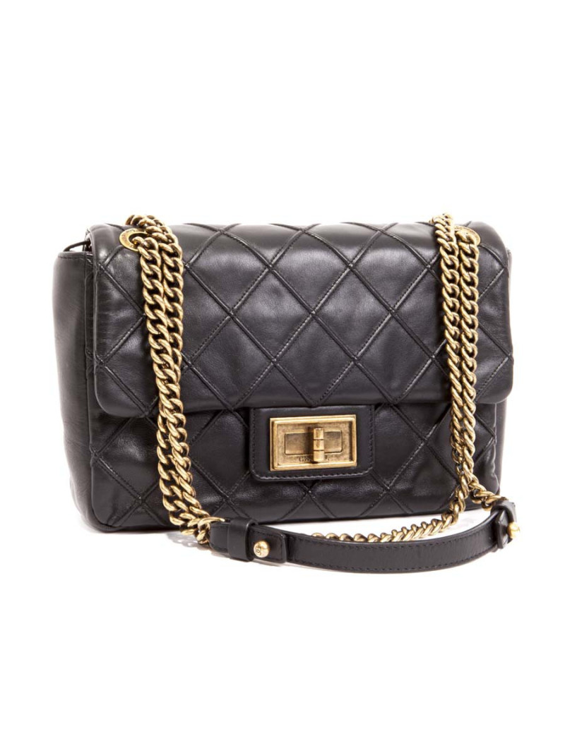 CHANEL shoulder bag in black lamb leather with 2.55 clasp