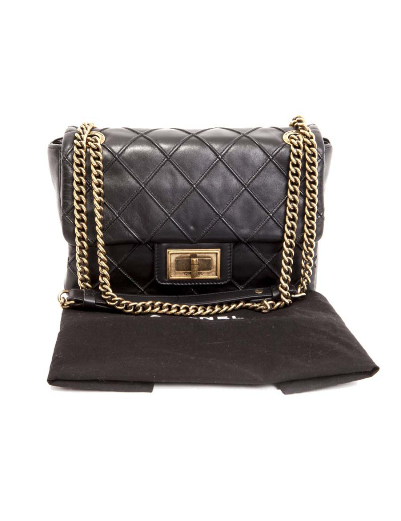 CHANEL shoulder bag in black lamb leather with 2.55 clasp