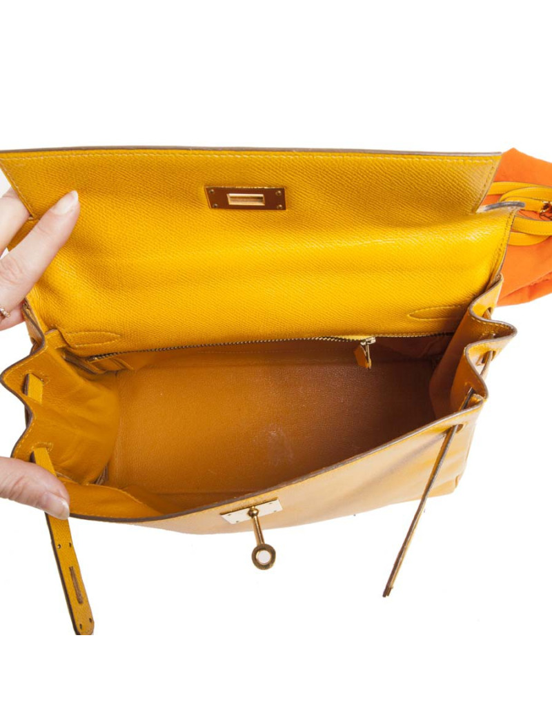 Sac Kelly 28 HERMES cuir grainé jaune citron