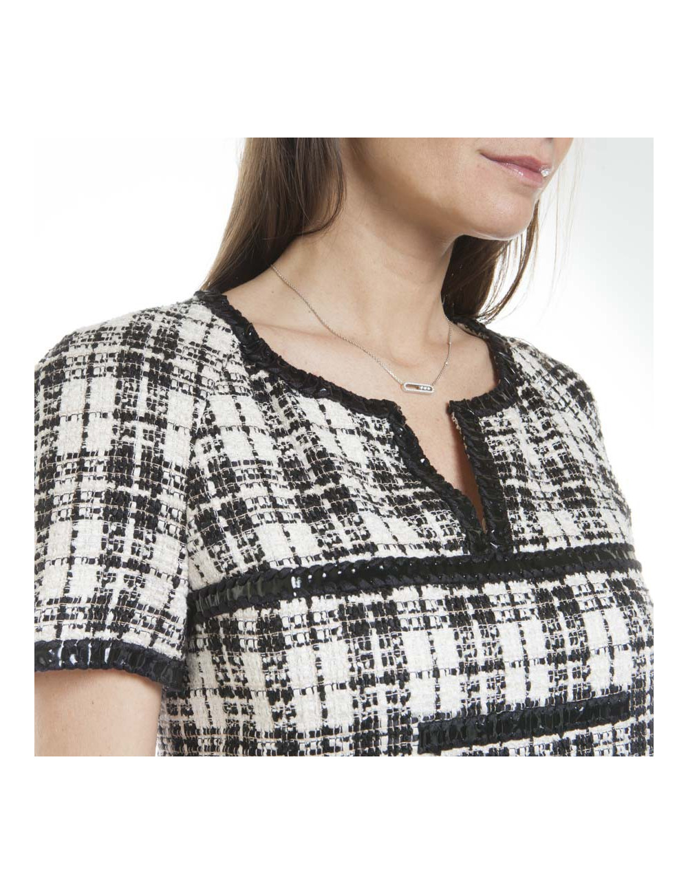 Robe CHANEL T     en tweed