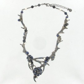 Ras neck camellias CHANEL necklace