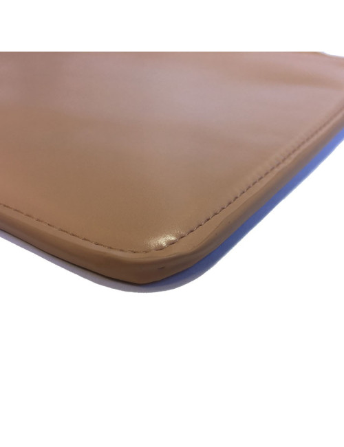 Pochette ALAIA en cuir rose poudré