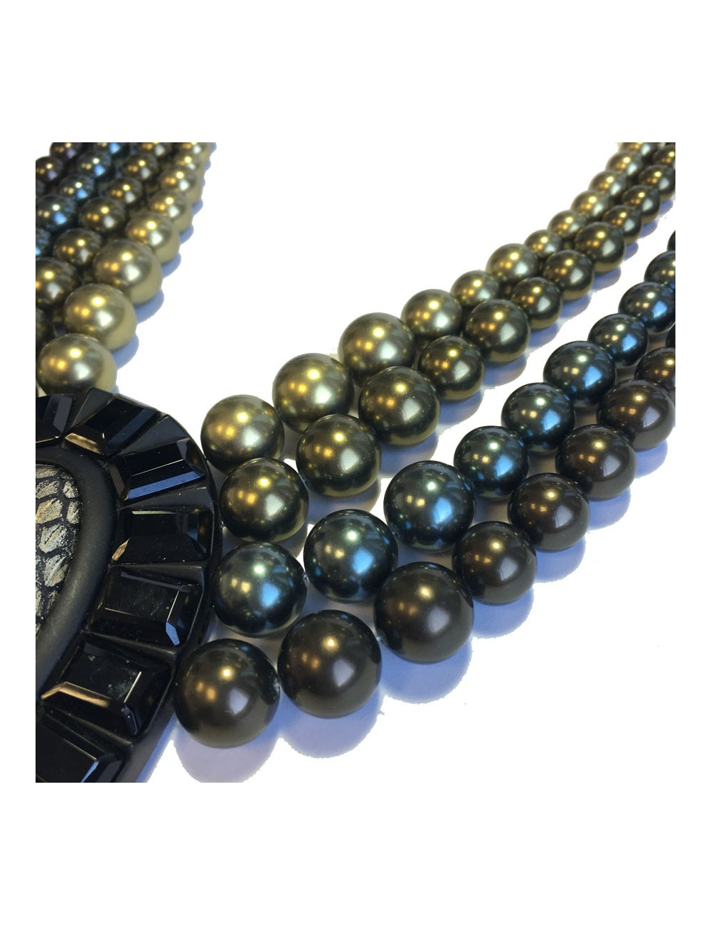 Collier APPARTEMENT A LOUER perles et pendentif noir et bronze