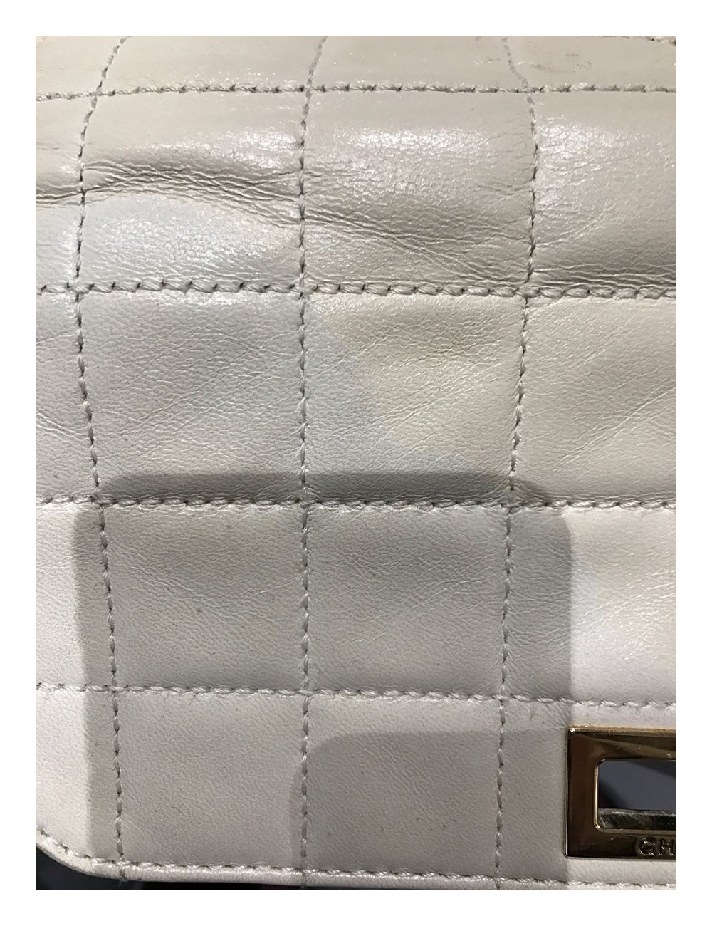 Sac CHANEL   accordeon en cuir d'agneau beige