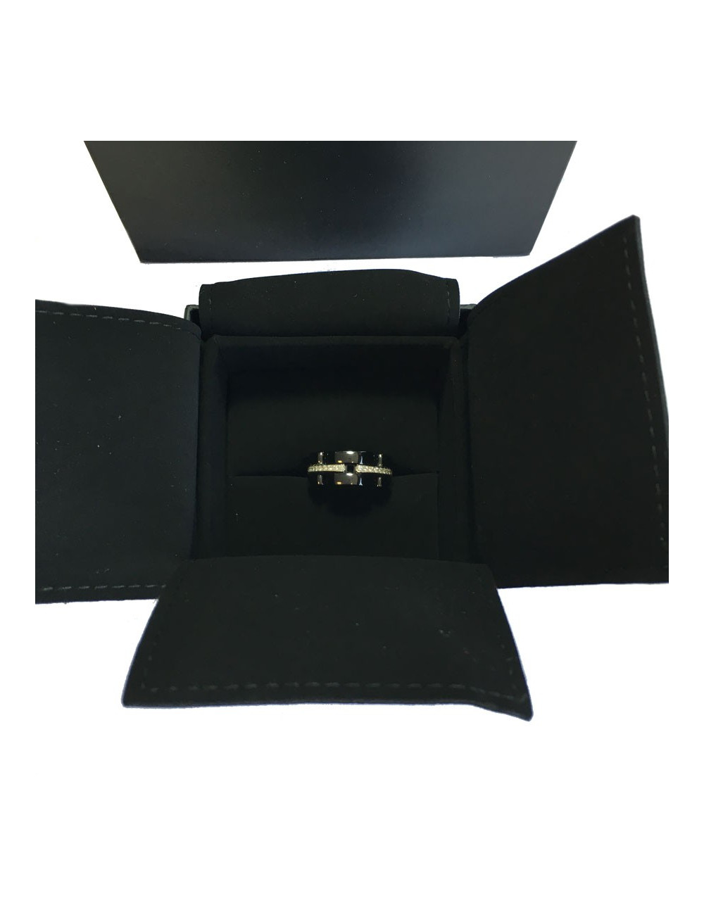 CHANEL ring model 'Ultra' in 18 carat white gold, black ceramic and diamonds 