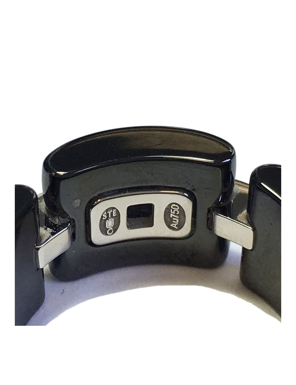 CHANEL ring model 'Ultra' in 18 carat white gold, black ceramic and diamonds 