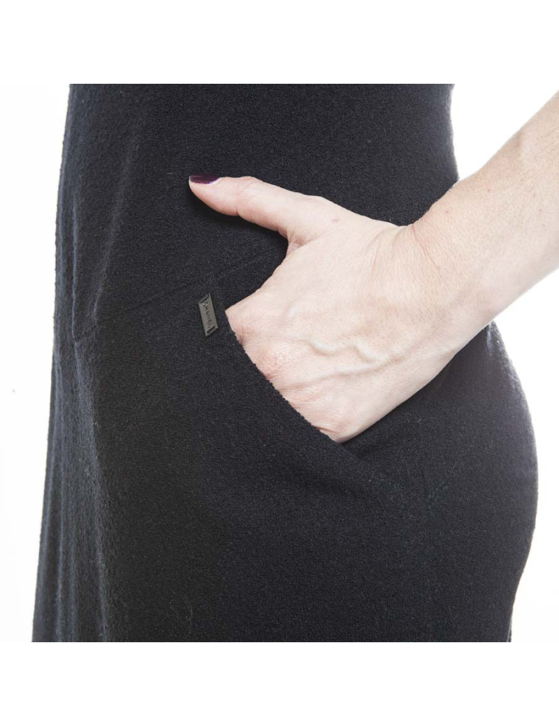 CHANEL T34 black sleeveless dress