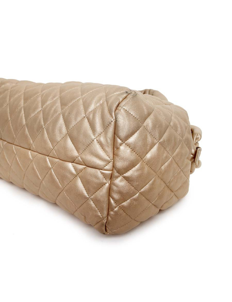 Sac cocoon CHANEL beige brillant