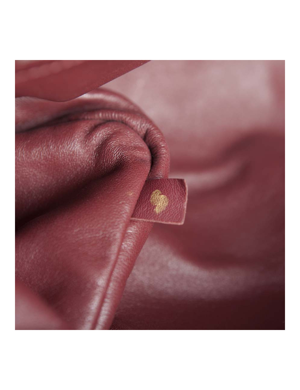 Sac cocoon CHANEL beige brillant