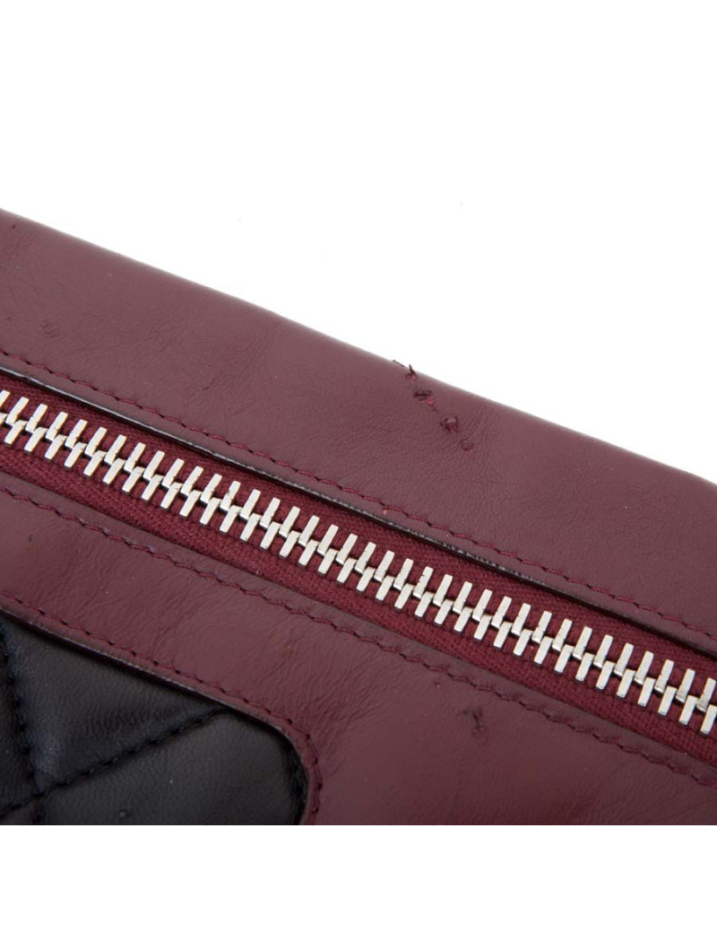 Pochette CHANEL cuir matelassé noir et bordeaux